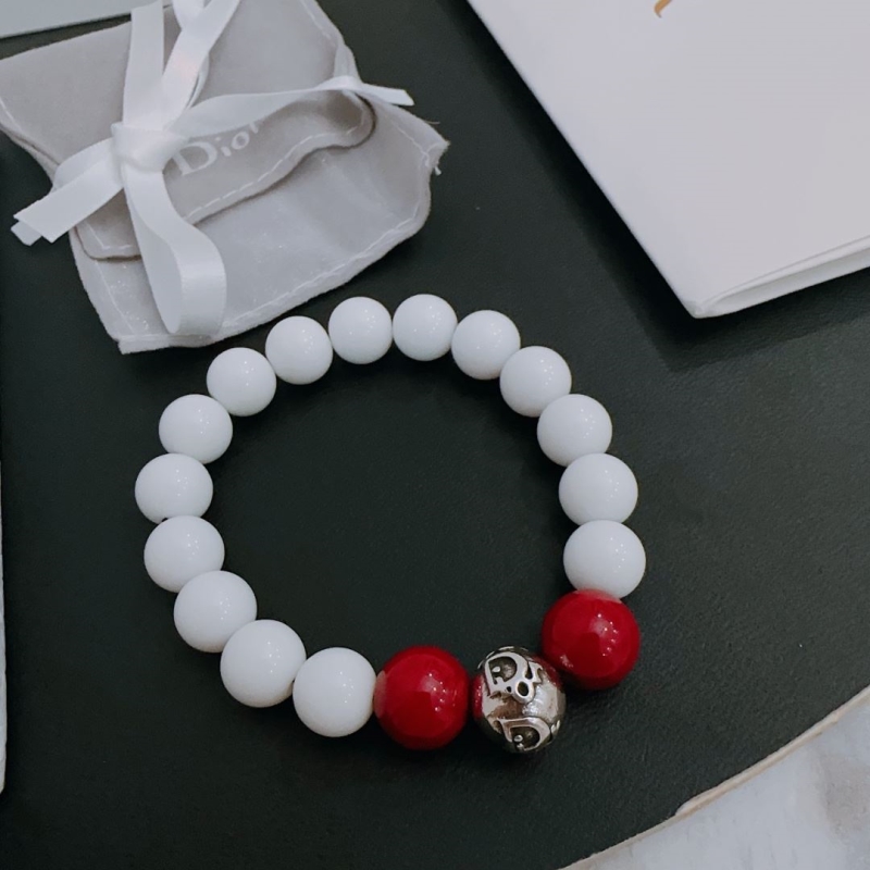 chr1st1an D10r bracelets